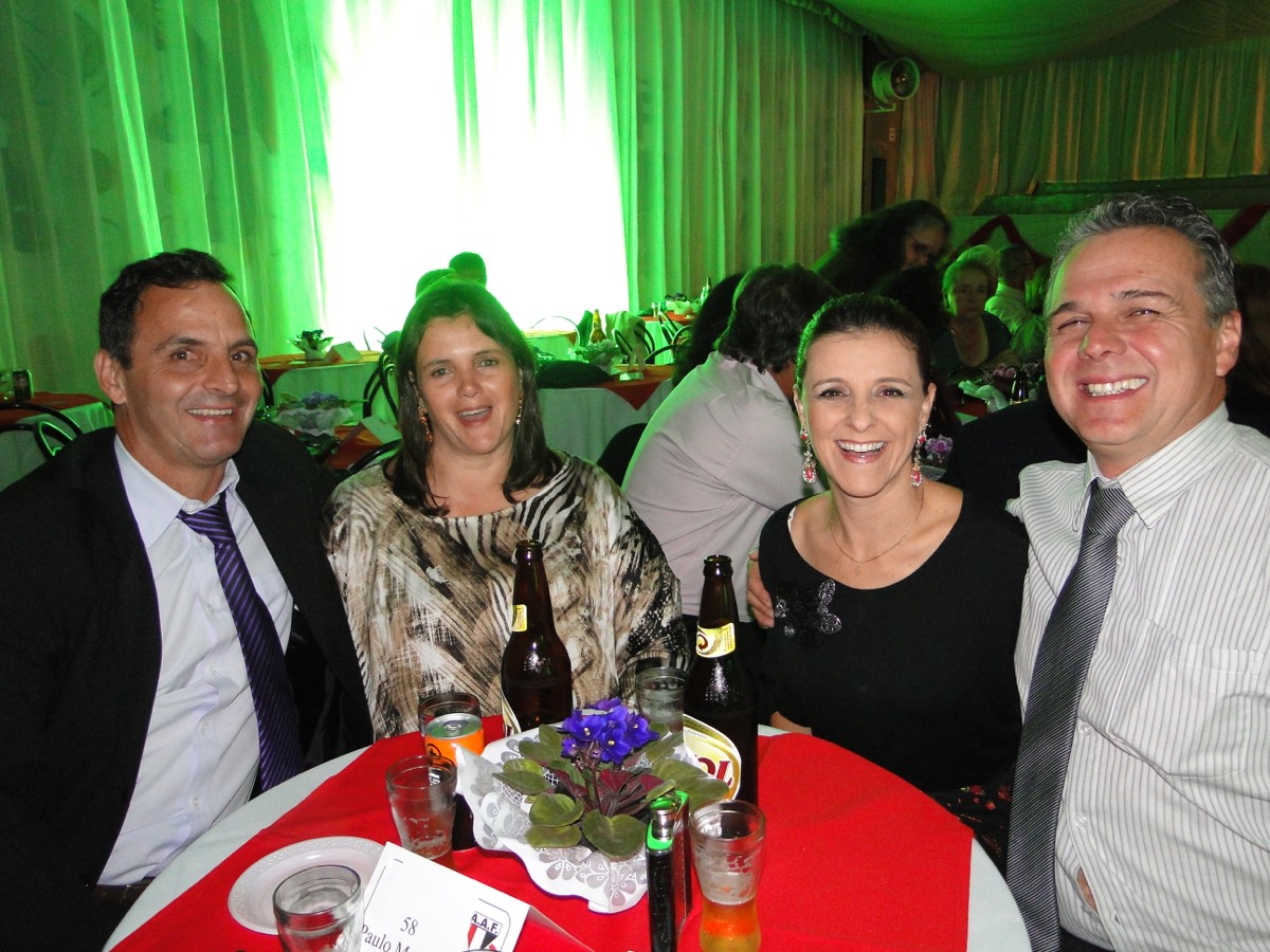 10 1 Seresta de Junho reuniu grande público no Ginásio II do clube