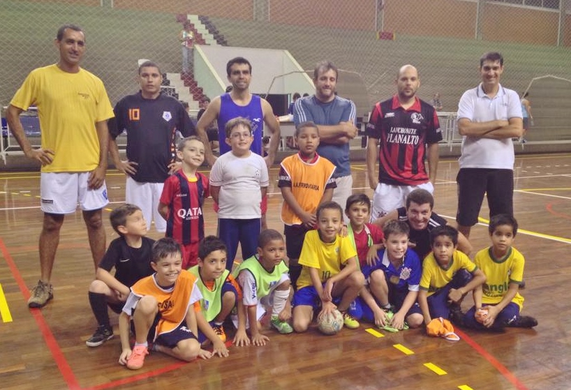 1797378 633434770078617 1799963982422586258 n Pais e Filhos realizam amistoso