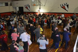 Dia 8 de dezembro tem Seresta com a Banda Tom Maior na A.A.Ferroviária