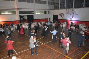 Confira fotos da Seresta dos Namorados da Ferroviária
