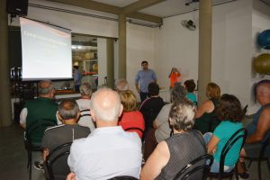 Grupo de projeto para diabéticos da AAF assiste a palestra com médico
