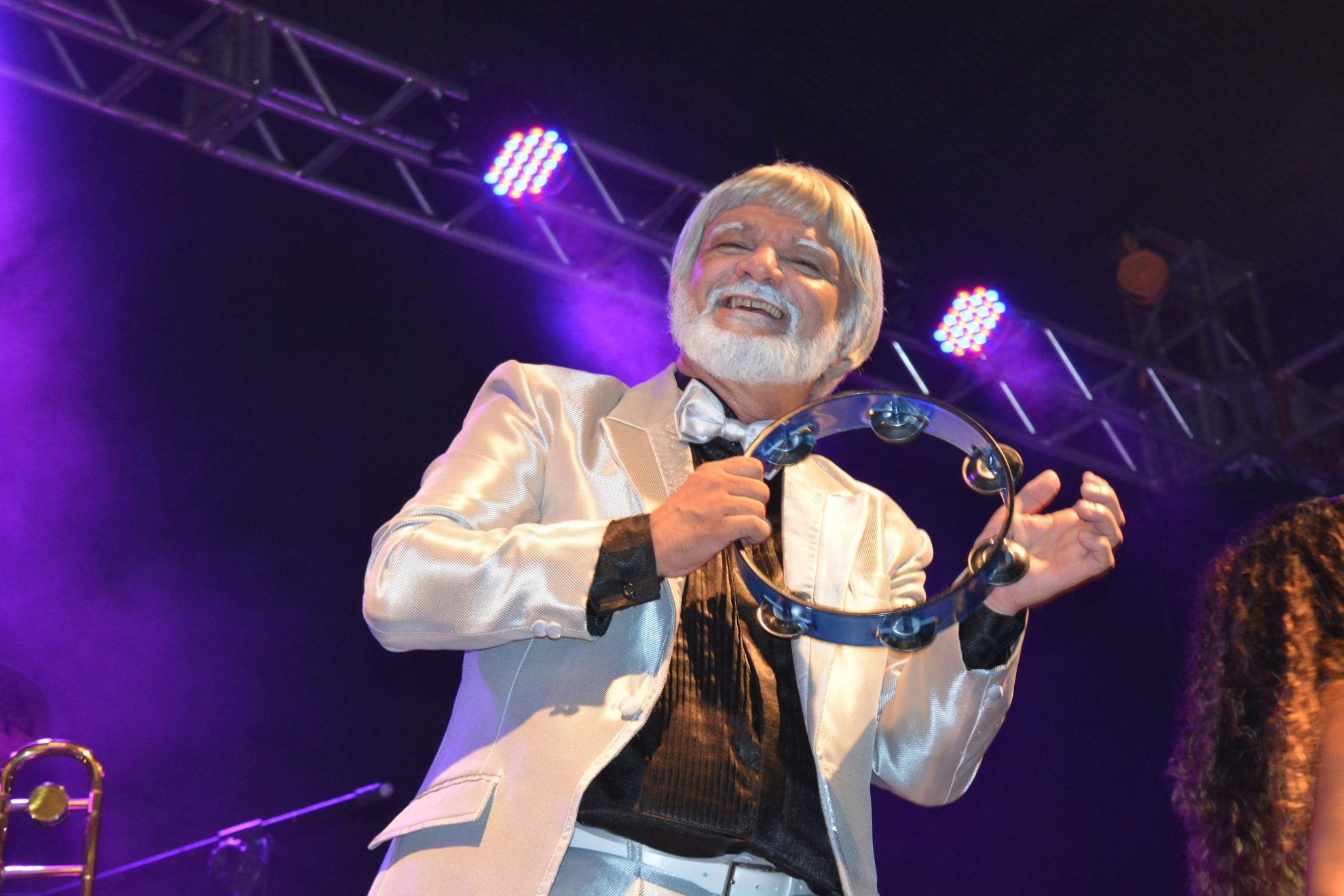 Show com Ray Conniff Tribute é sucesso de público na AAF