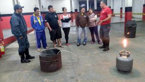 Funcionários da AAF participam de treinamento de Brigada de Incêndio