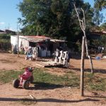 WhatsApp Image 2018 06 01 at 10.23.38 Famílias carentes recebem doações da Campanha do Agasalho da Ferroviária