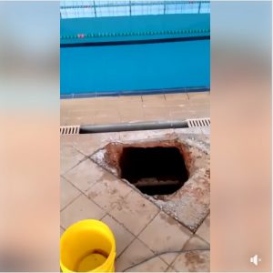 Piscinas do clube passam por obras para conter vazamentos
