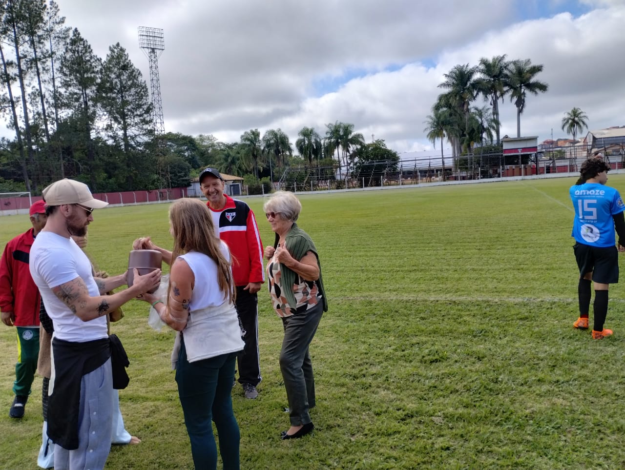 WhatsApp Image 2023 05 02 at 14.45.32 2 1 Estádio “Dr Acrísio Paes Cruz” recebe cinzas de ex-atleta do clube
