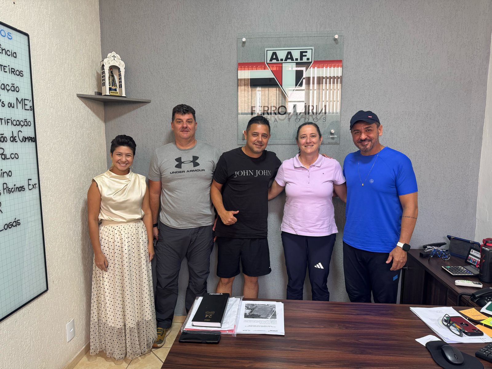 aaferroviariabotucatu 1740488915593 SECRETARIA DE ESPORTES DE BOTUCATU FAZ VISITA AO GIGANTE DA BAIXADA