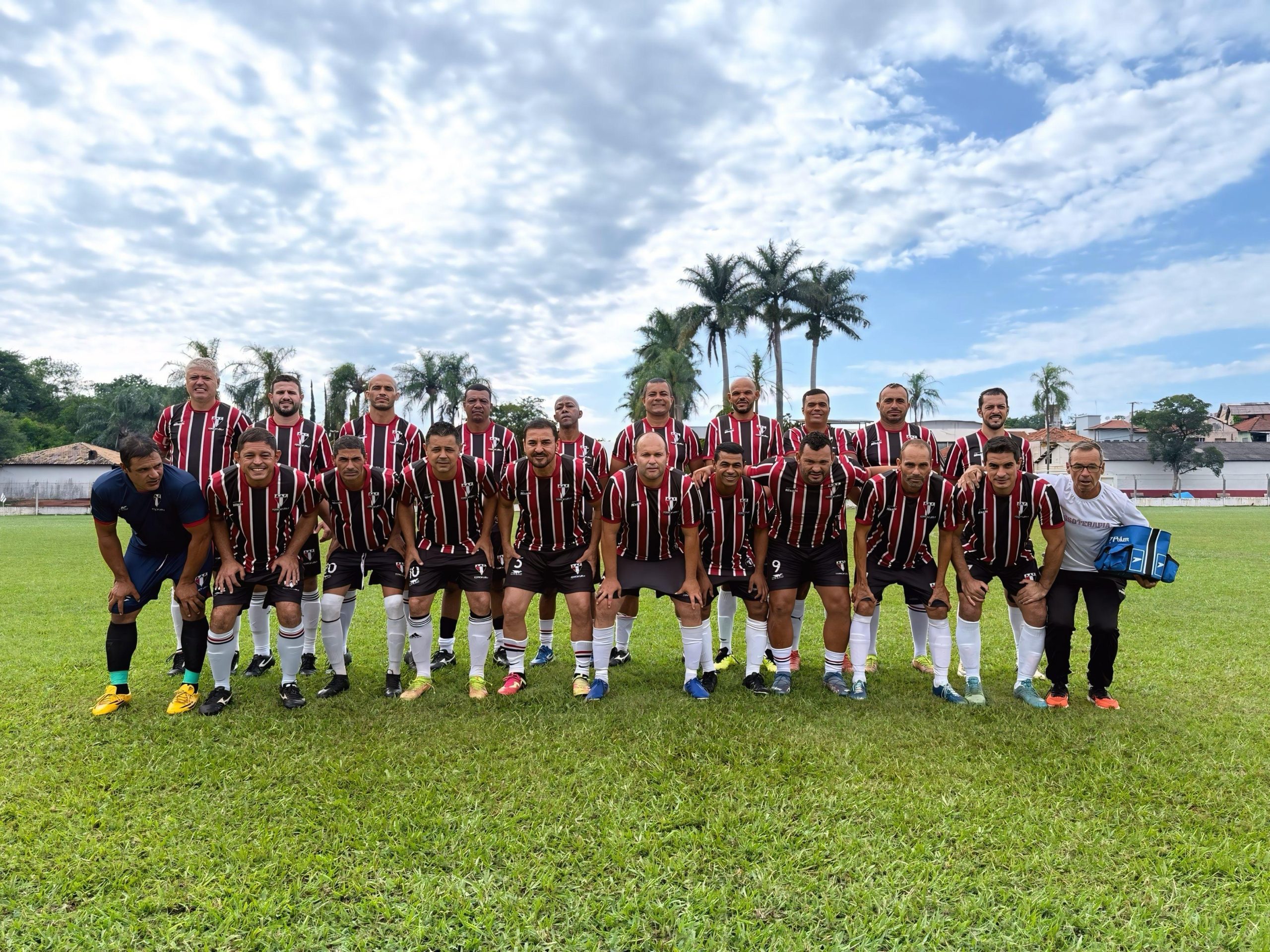 WhatsApp Image 2025 03 21 at 14.57.18 scaled AAF FICA NO EMPATE NO CAMPEONATO VETERANO A-40