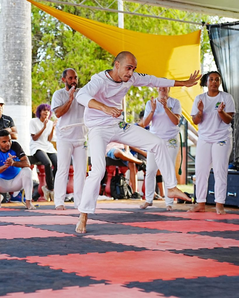 1751465939840 MESTRE PINOQUIO DA AAF CONQUISTA 1º LUGAR NO VOLTA AO MUNDO BAMBA, MAIOR COMPETIÇÃO DE CAPOEIRA DO PLANETA