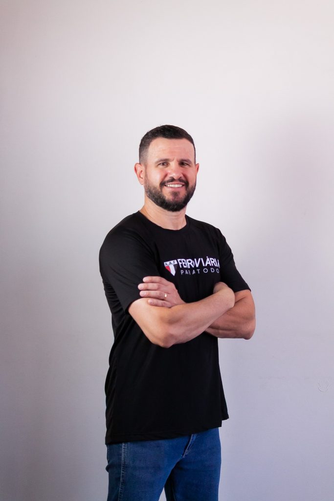 Coordenador da Lanchonete Rogerio Equipe AAF
